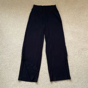 Wide leg pants with side slit on each leg